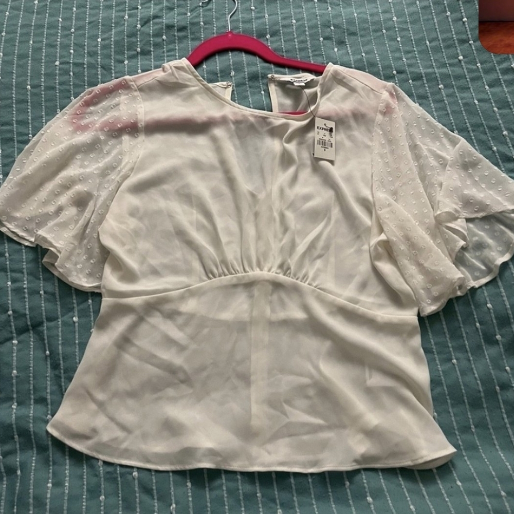 Women's Cream Blouse with Flutter Sleeves NWT